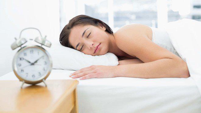 Ngủ đúng giờ - Ngủ đủ giấc giúp cải thiện tình trạng mất ngủ